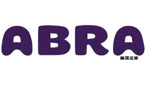    加密数字钱包空投：如何获取、类型与安全性解析  / 

 guanjianci  加密数字钱包, 空投, 密码货币, 数字资产  /guanjianci 

 什么是加密数字钱包空投 
 加密数字钱包空投是一种通过向特定用户群发送免费加密货币或代币的营销手段。它通常被用作项目推广的一部分，旨在吸引用户关注项目并促进其代币的使用。这种方式不仅可以为项目增加用户基础，还能提高市场中代币的流通性。空投操作通常在产品发布或重大更新时进行，以激励用户参与并保持活跃。 

 空投的类型 
 空投可分为多种类型，主要包括以下几种:
ul
    listrong普通空投：/strong 用户只需提供钱包地址，即可获得一定数量的代币。/li
    listrong条件空投：/strong 用户需完成特定任务，如在社交媒体上分享项目内容、关注官方账号等，才能领取代币。/li
    listrong持币空投：/strong 只有持有特定代币的用户才有资格获得空投，这通常旨在奖励现有的社区成员。/li
    listrong奖励空投：/strong 针对活跃用户，定期发送小幅度的代币奖励以保持用户的参与度。/li
/ul

 如何参与加密数字钱包空投 
 参与空投的过程通常包括几个简单的步骤，但具体的要求可能因项目而异。以下是一般参与空投的步骤：
ol
    listrong创建数字钱包：/strong 首先，用户需要拥有一个支持目标代币的钱包，如以太坊钱包、比特币钱包等。确保选择安全性高且用户口碑好的钱包。/li
    listrong找到空投信息：/strong 通过社交媒体、加密货币社区或相关网站获取最新的空投信息。同时需警惕虚假空投，确保信息来自可靠的来源。/li
    listrong完成参与要求：/strong 根据空投要求，完成必要的操作，如填写表单、关注社交媒体、参与社群活动等。/li
    listrong获取代币：/strong 完成所有要求后，等待项目方在预定时间内将代币发送到你的钱包地址。/li
/ol

 空投的优势与风险 
 空投的优势在于用户可以以零成本获取新项目的代币，此外，空投也能帮助推广区块链项目提高知名度和用户基础。然而，空投并非没有风险：
ul
    listrong安全性风险：/strong 一些诈骗项目可能通过空投的方式收集用户的个人信息或钱包地址。/li
    listrong代币价值不确定：/strong 除非项目成功，否则代币的市场价值可能会大幅波动，用户可能面临投资损失。/li
    listrong合规性问题：/strong 部分国家对加密货币的监管政策相对严格，用户参与空投时需了解所在国家的相关法律法规。/li
/ul

 加密数字钱包的安全性 
 确保数字钱包的安全性是参与空投前非常重要的一步。以下是一些提高钱包安全性的方法：
ul
    listrong使用硬件钱包：/strong 硬件钱包如Ledger或Trezor能提供更为安全的存储方式，将私钥离线保存，减少被黑客攻击的风险。/li
    listrong启用双重验证：/strong 在钱包账户上启用双重验证功能，可以为账户增加额外的安全防护层。/li
    listrong定期更新钱包软件：/strong 及时更新钱包软件，确保使用最新版本，以减少潜在的安全漏洞。/li
    listrong谨慎处理私钥：/strong 永远不要将私钥分享给他人，确保其安全存储在可靠的地方。/li
/ul

 可能相关的问题 
ol
    li空投是如何运作的？/li
    li参与空投需要哪些条件？/li
    li如何识别和避免空投骗局？/li
    li空投的市场价值如何评估？/li
    li空投与其他营销方式相比有哪些独特之处？/li
    li如何提高获得空投的机会？/li
/ol

 空投是如何运作的？ 
 空投作为一种推广手段，可以从以下几个方面来理解其运行机制：
ul
    listrong目的：/strong 加密项目通常通过空投来增加其代币的使用量、知名度和社群基数。这是因为新项目希望借助空投吸引更多的用户。/li
    listrong资金来源：/strong 通常，项目方会在发行代币时预留一部分供空投使用。这部分代币在发行初期较容易获得其价值。/li
    listrong参与方式：/strong 参与者通过向项目提供钱包地址或完成一些任务来获得代币。不同的项目可能会有不同的参与规则。/li
    listrong压力测试：/strong 通过空投，项目方可以进行市场反应的测试，以观察代币的需求和受欢迎程度。/li
/ul

 参与空投需要哪些条件？ 
 参与空投的条件因项目不同而异，但常见的条件包括：
ul
    listrong拥有合格的钱包：/strong 用户需要拥有一个支持目标代币的数字钱包。一般而言，项目会指明支持的钱包。/li
    listrong完成社交媒体活动：/strong 一些空投会要求用户在社交媒体上参与推广，例如转发、评论或点赞。/li
    listrong加入社群：/strong 加入项目的Telegram或Discord群组是常见的参与条件之一，项目方会通过这些社群与用户沟通。/li
    listrong提交信息：/strong 用户可能需要提交个人信息，如钱包地址、社交媒体账号等以满足空投条件。/li
/ul

 如何识别和避免空投骗局？ 
 尽管空投可以提供免费代币，但也存在许多骗局。以下是识别和避免空投骗局的有效方法：
ul
    listrong核实项目可信度：/strong 查看项目的官方渠道和社区评价，确保其是合法、可信的项目。如果项目没有透明度或官方背景，最好不参与。/li
    listrong警惕过于吸引的承诺：/strong 如果某个空投承诺的代币数量过于庞大，通常需要谨慎对待，常见的有“只需输入钱包地址，即可获得几百个代币”的情况。/li
    listrong避免提供敏感信息：/strong 真正的项目不会要求用户提供私钥或密码等敏感信息。如果有要求，直接拒绝。/li
    listrong关注社群反应：/strong 常常关注加密社区（如Reddit、Telegram等）的讨论，看看大家对该项目的看法，一般社区的反馈能基本判断项目的真伪。/li
/ul

 空投的市场价值如何评估？ 
 空投的市场价值评估可以基于多个因素，主要包括：
ul
    listrong项目团队背景：/strong 项目团队的专业性和历史背景能影响市场对该代币的认可。强大而专业的团队通常能增加用户对于代币价值的信任。/li
    listrong社区参与度：/strong 代币在社交媒体和社区的活跃度能反映其市场需求。如果活跃的社区能营造良好的用户场景，那么代币的市场价值也会有所提升。/li
    listrong市场流通情况：/strong 了解代币的流通量和市场供应情况，流通量较高、稀缺性较强的代币往往会有更高的市场价值。/li
    listrong市场情绪与趋势：/strong 加密货币市场具有很强的波动性，因此市场情绪和热点趋势会直接影响代币价值，参与者需时刻关注市场动态。/li
/ul

 空投与其他营销方式相比有哪些独特之处？ 
 相较于其他营销方式，如ICO（首次代币发行）和IEO（首次交易所发行），空投有以下独特之处：
ul
    listrong低阻力参与：/strong 参与空投的门槛通常较低，只需提供钱包地址，大多数情况下不需要进行复杂的KYC（客户身份识别）过程。/li
    listrong即时反馈：/strong 用户能立即获得代币，没有等待周期，能更快地与项目方建立联系。/li
    listrong风险低：/strong 空投通常没有资金投入，用户只需付出时间和精力，参与风险相对较低；不同于ICO，投资者需承担资金损失的风险。/li
    listrong增强用户粘性：/strong 通过空投，项目能够与用户建立联系，增加用户对项目的了解和关注，进而提高用户粘性。/li
/ul

 如何提高获得空投的机会？ 
 提高获得空投的机会可以采取以下策略：
ul
    listrong积极参与社区：/strong 定期关注加密项目的社交媒体，参与讨论和互动，增加在项目社区的曝光度。/li
    listrong多样化尝试：/strong 尝试参与不同项目的空投，积累更多经验，增加获取更多代币的机会。/li
    listrong保持钱包安全：/strong 避免由于钱包安全问题而错失机会，确保钱包的安全性，并定期更新。/li
    listrong跟随行业动态：/strong 关注加密货币行业的新闻以及市场趋势，以便及时参与相关空投活动。/li
/ul

 通过以上透彻的分析和指导，相信你能在人群中脱颖而出，更好地参与到加密数字钱包空投中，获得更多的收益。无论是参与空投、评估市场价值，还是提防骗局，确保你的安全和投资判断都是首要任务。 
